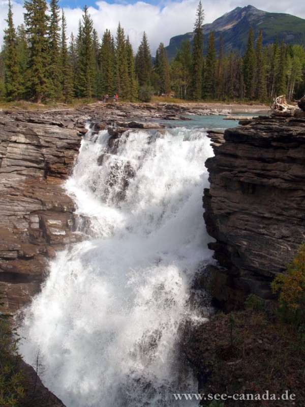 h3-wasserfall-canada